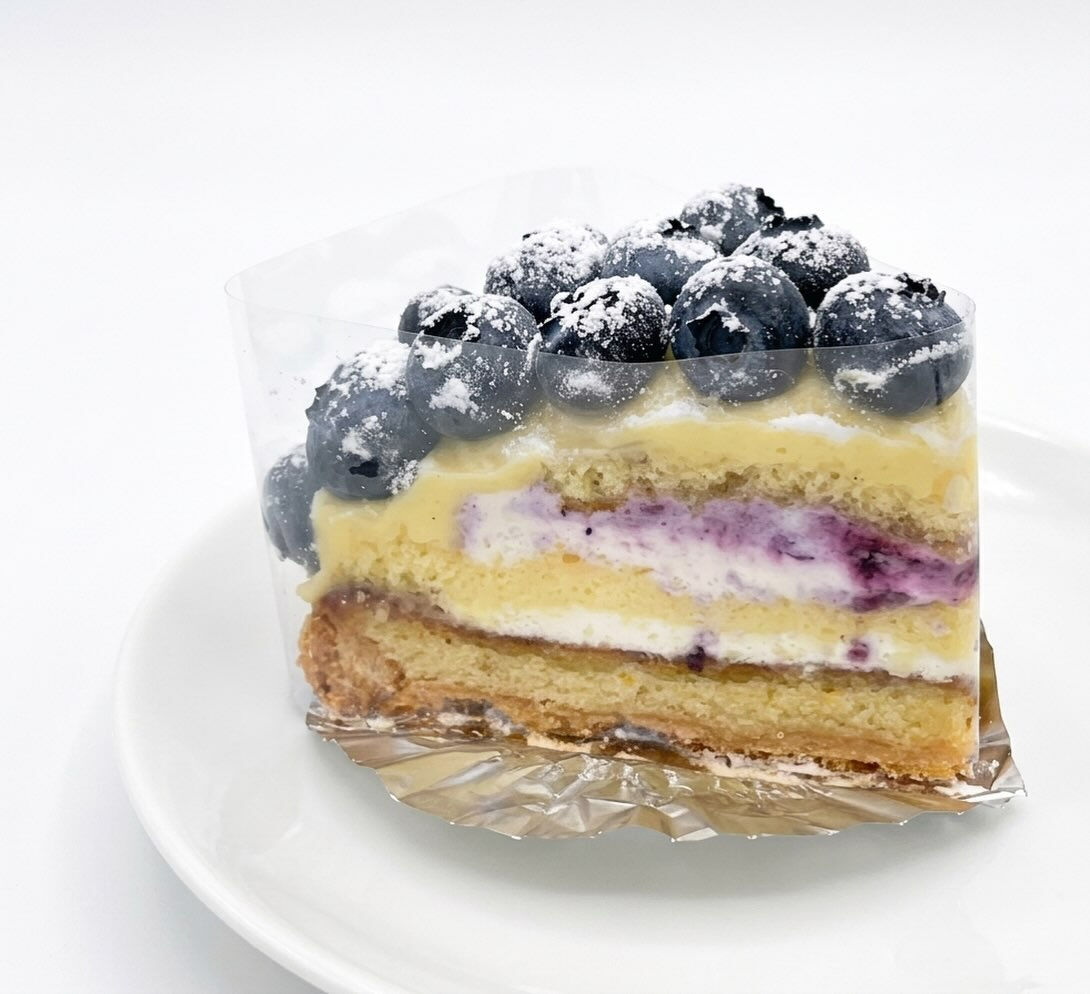 旬のケーキ2品ご紹介します