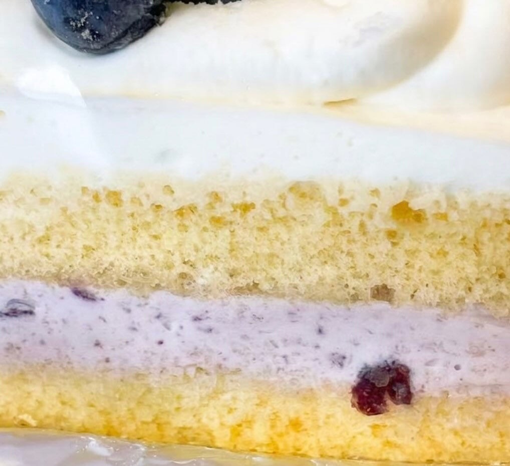 旬のケーキ2品ご紹介します