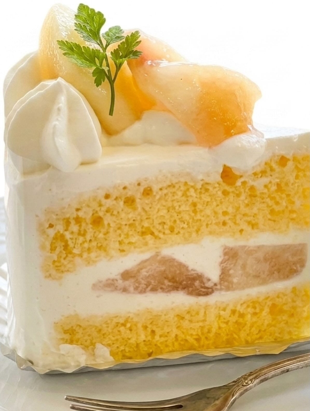 【桃のショートケーキ】