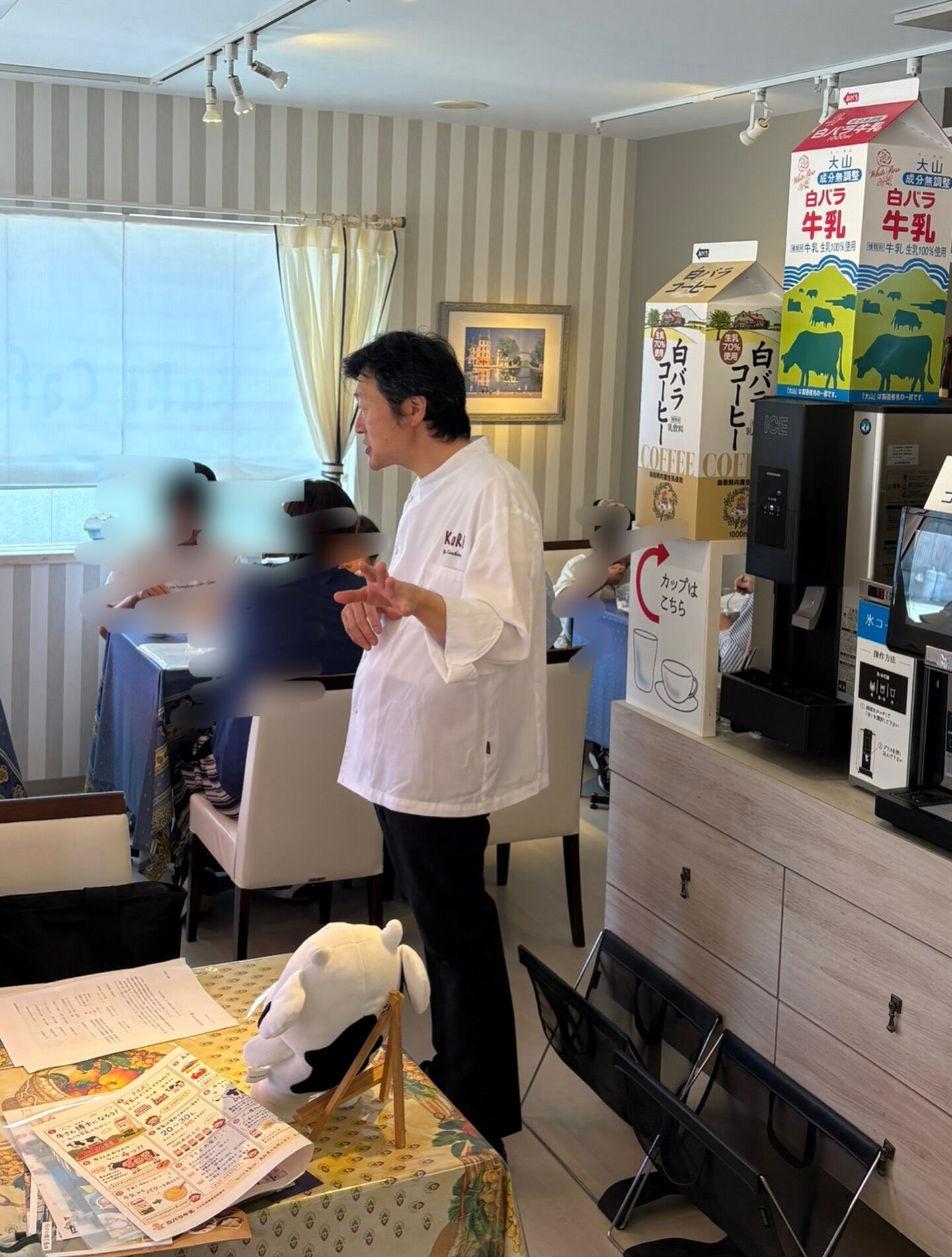 「白バラ乳製品 試食説明会＆バター作り体験」開催しました！